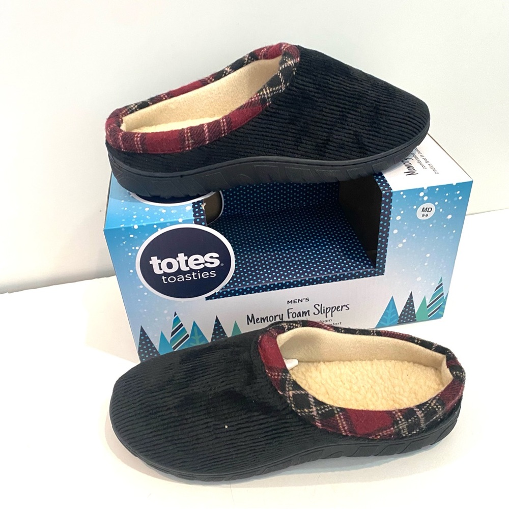 TOTES NWT Mens Medium 8-9 Black Red Plaid Trim Toasties Memory Foam Slippers TM2